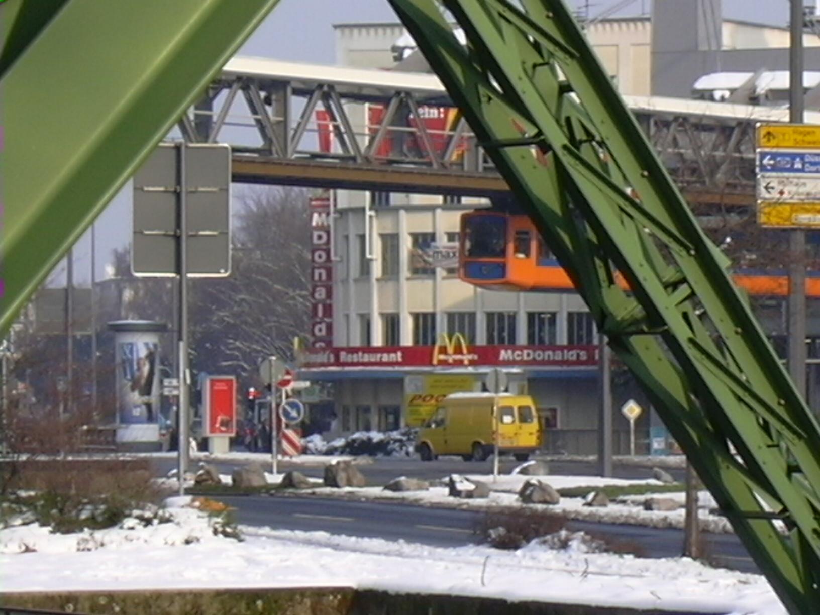 Wuppertal Barmen Schwebebahn